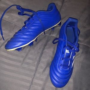 Soccer cleats